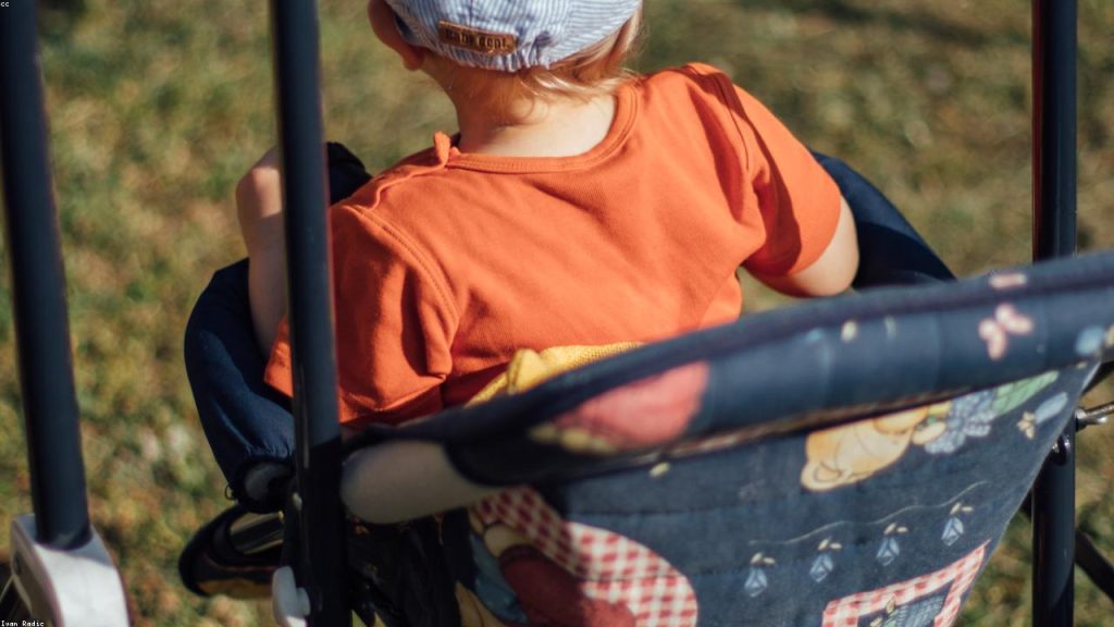 Cocuklarda su tuketim aliskanligi: belirtiler, cozumler ve SSS - Ilk 14 gun